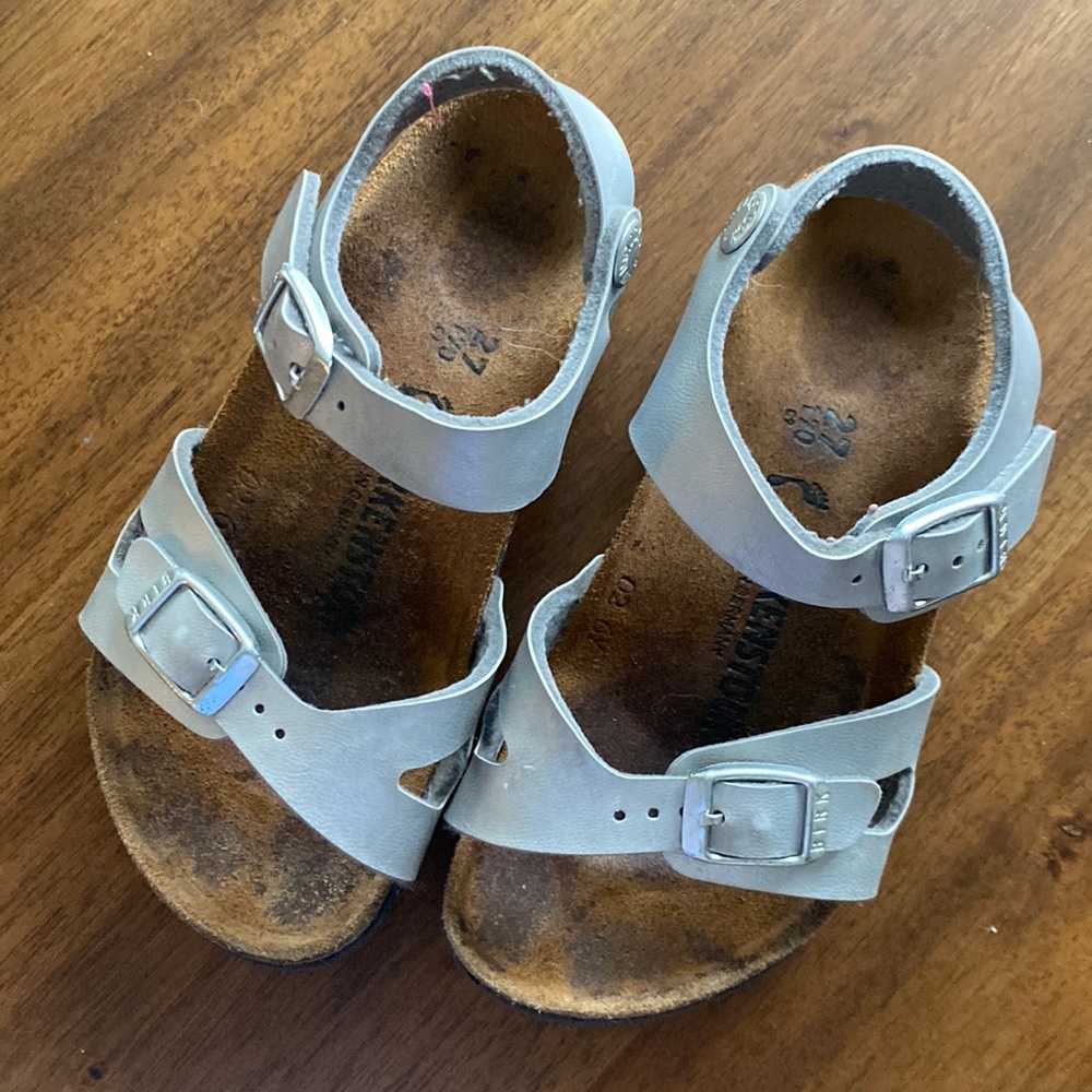 Kids size 27 Birkenstocks silver